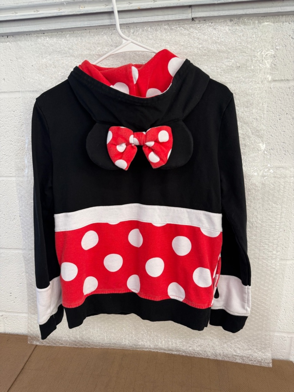 Disney Parks Minnie Mouse Cosplay Zip Up Hoodie Ears Bow XL - Picture 8 of 10